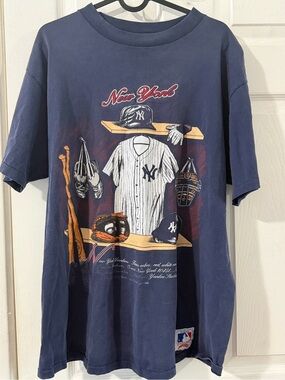 Vintage New York Yankees Graphic Tee